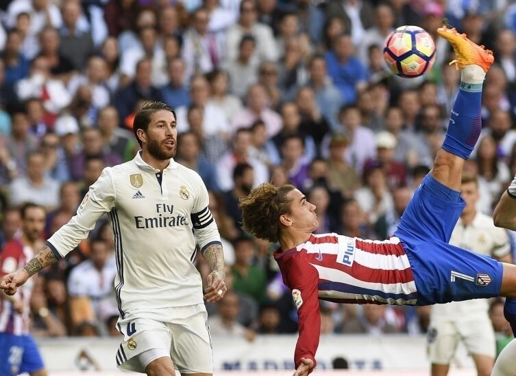 Un partido de Liga entre Atlético de Madrid y Real Madrid.