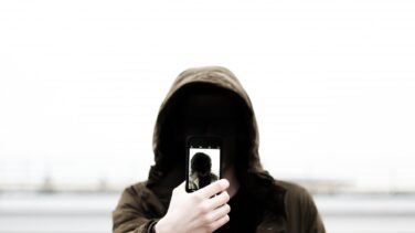 El problema de la sociedad del 'selfie', confundir placer y alegría