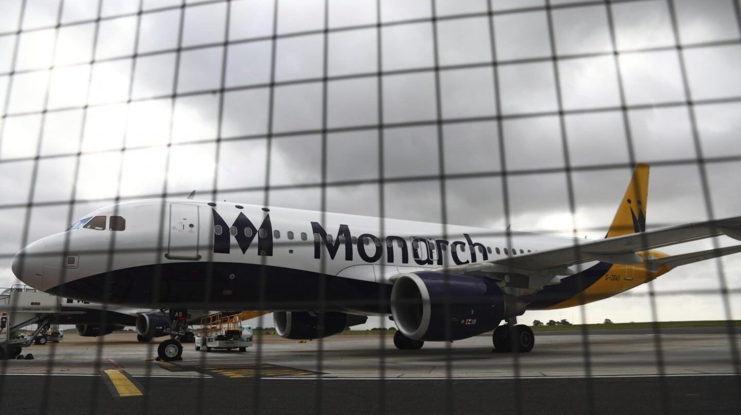 Un avión de la aerolínea británica Monarch.