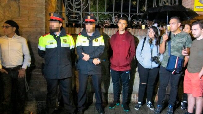 Mossos en la Escola Industrial de Barcelona Mossos en la Escola Industrial de Barcelona
