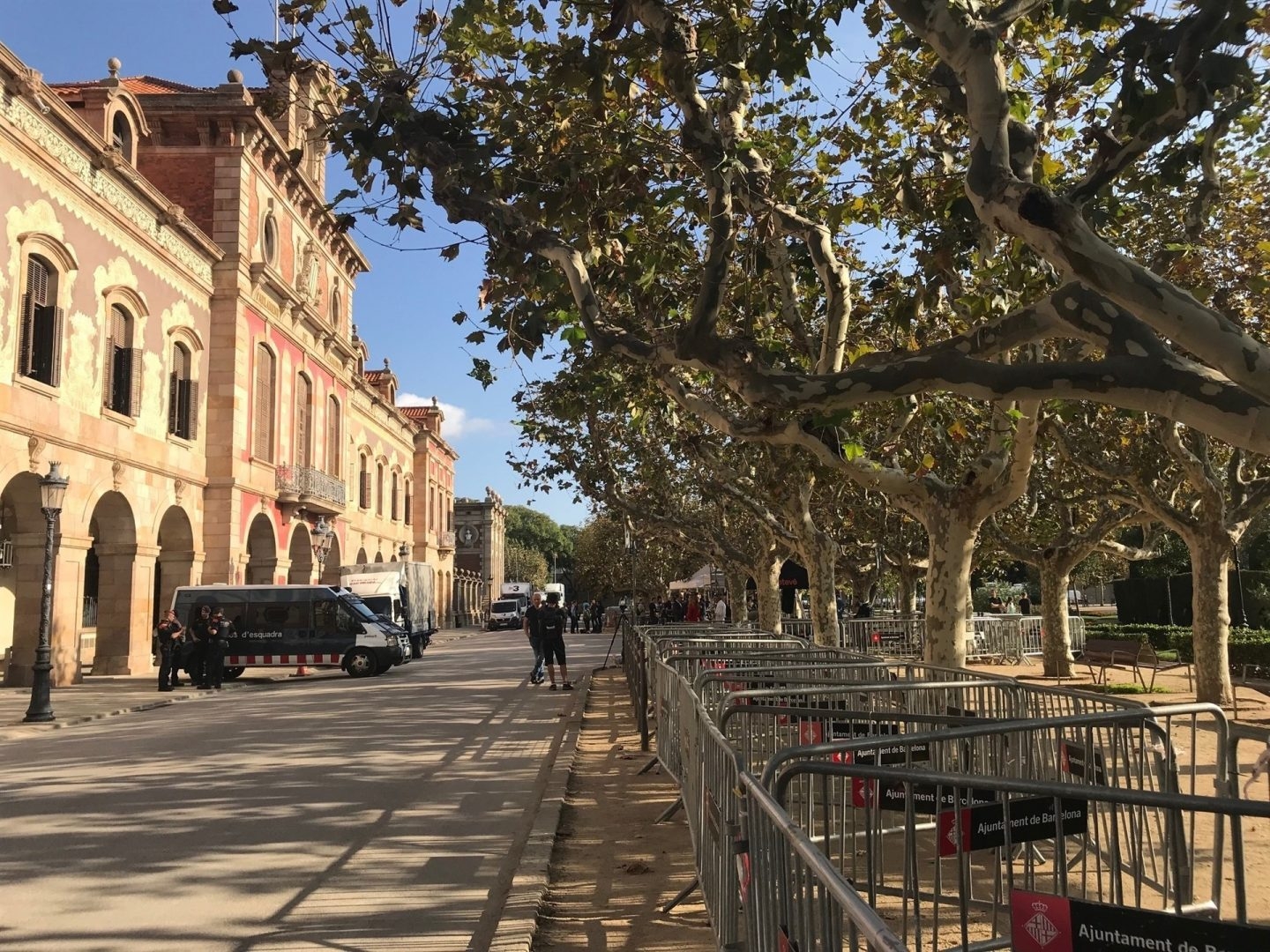 El parque de la Ciutadella, por donde se accede al Parlament, permanecerá cerrado por seguridad.