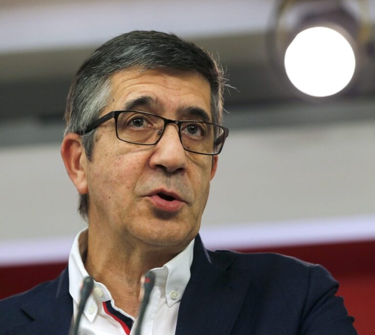 Patxi López, un particular sin memoria (democrática)