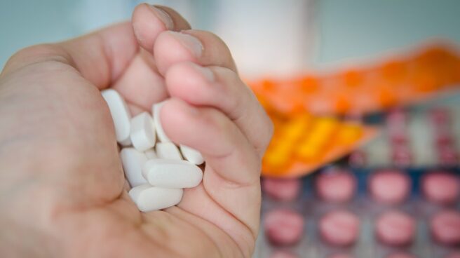 Los farmacéuticos alertan del peligro de comprar medicamentos en Internet