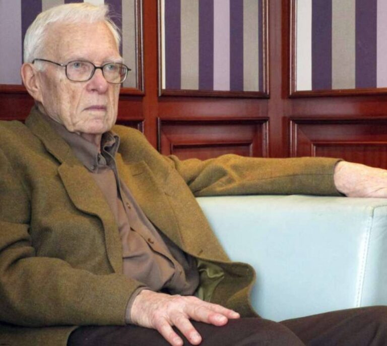 Stanley G. Payne, sobre Cataluña: "Ha habido un proceso de reeducación y extorsión fundamental de la Historia"