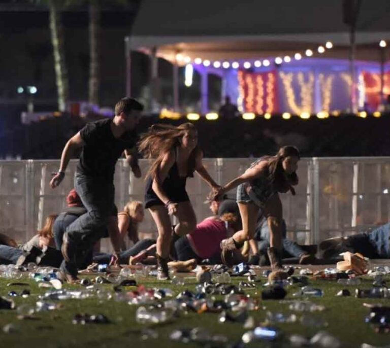 Al menos 58 muertos y 515 heridos en un tiroteo en Las Vegas