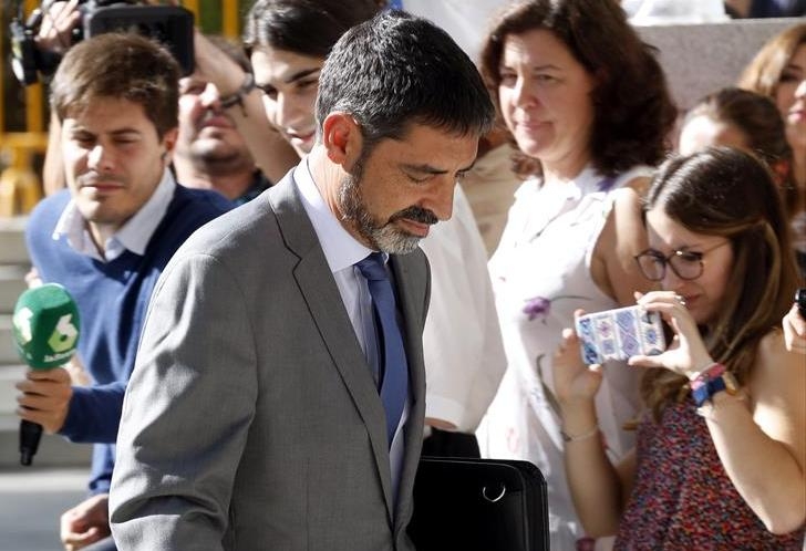 Josep Lluís Trapero, dirigiéndose a la Audiencia Nacional para declarar ante la magistrada Carmen Lamela.