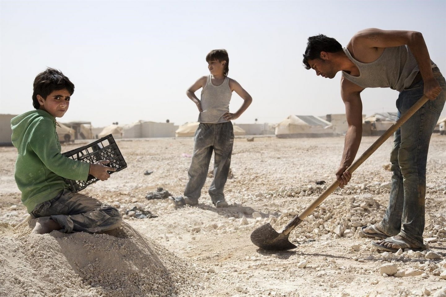Uno de cada 10 niños del mundo es obligado a trabajar, según la OIT.