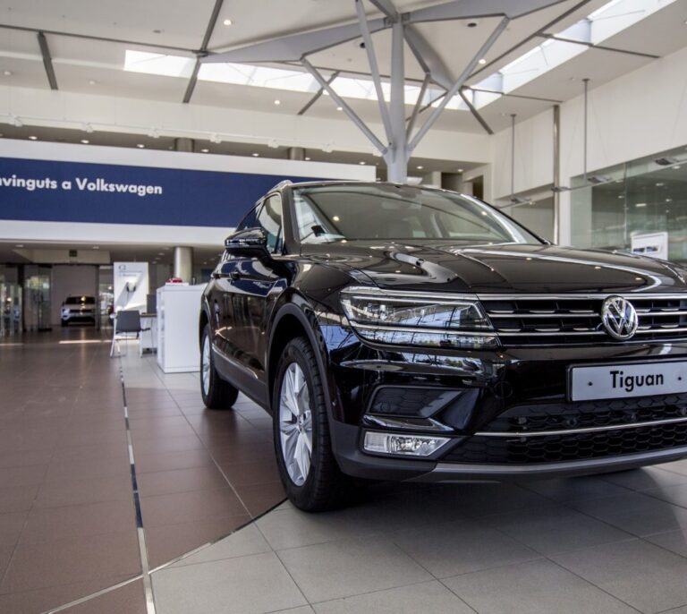 El mercado automovilístico español se deja un 10% en agosto y acumula un desplome del 40% desde enero