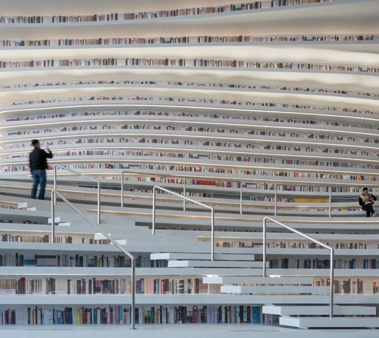 La biblioteca futurista de Tianjin