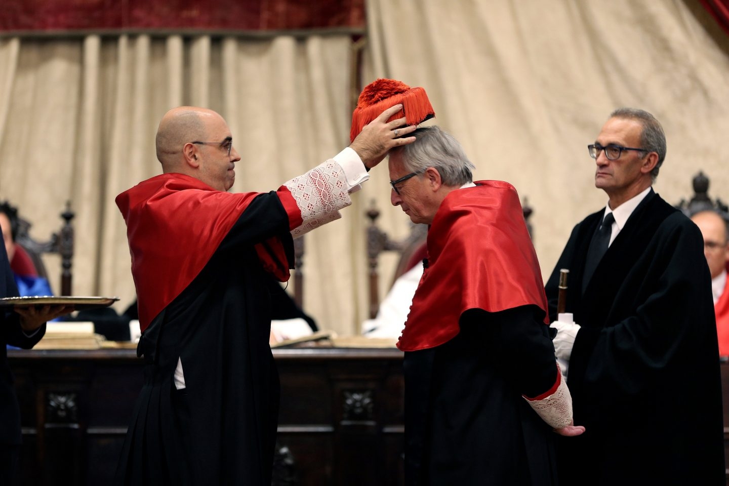 El presidente de la Comisión Europea, Jean Claude Juncker, doctor honoris causa en Salamanca.