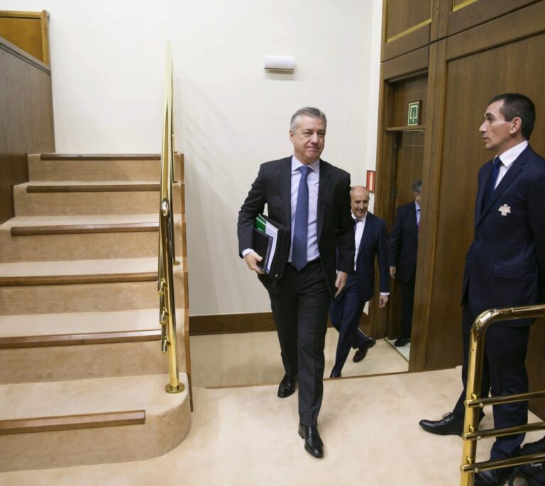 PNV y Bildu denuncian el regreso con fuerza de "la recentralización" del Estado
