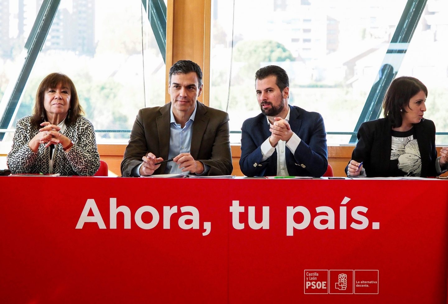 Sánchez mantiene su alianza con Podemos pese a su "seguidismo del independentismo"