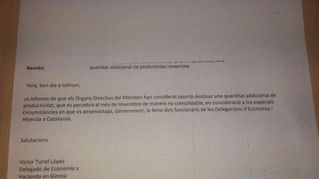 Carta remitida por la Delegación del Gobierno en Girona a sus funcionarios anunciando una compensación económica.