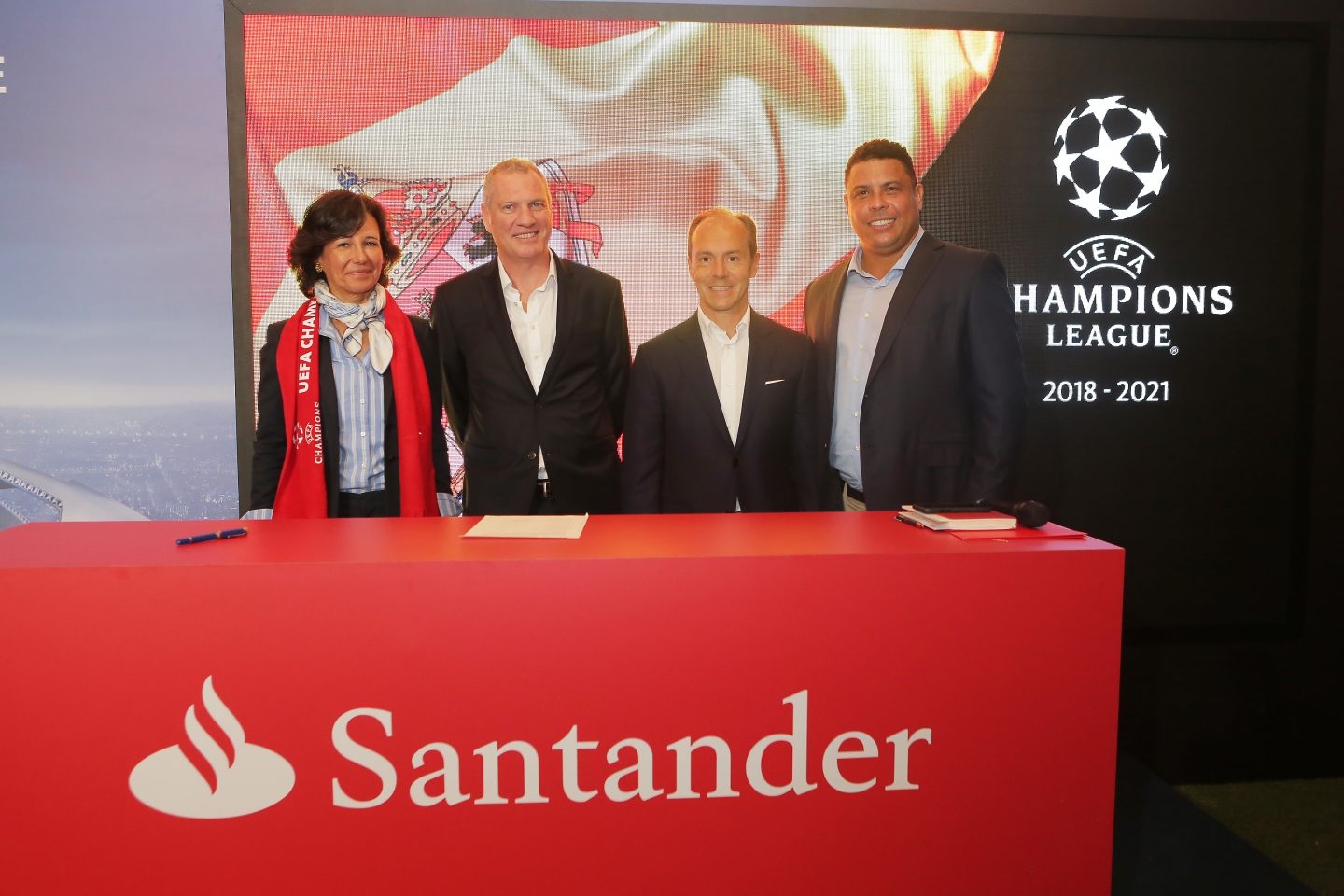 Santander patrocinará la Champions League.