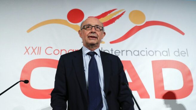 Suspendidos los créditos que Carmena dispuso para evitar el control de Montoro