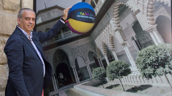 El ex presidente del baloncesto, a un paso del banquillo por cargar "gastos personales" a la Federación