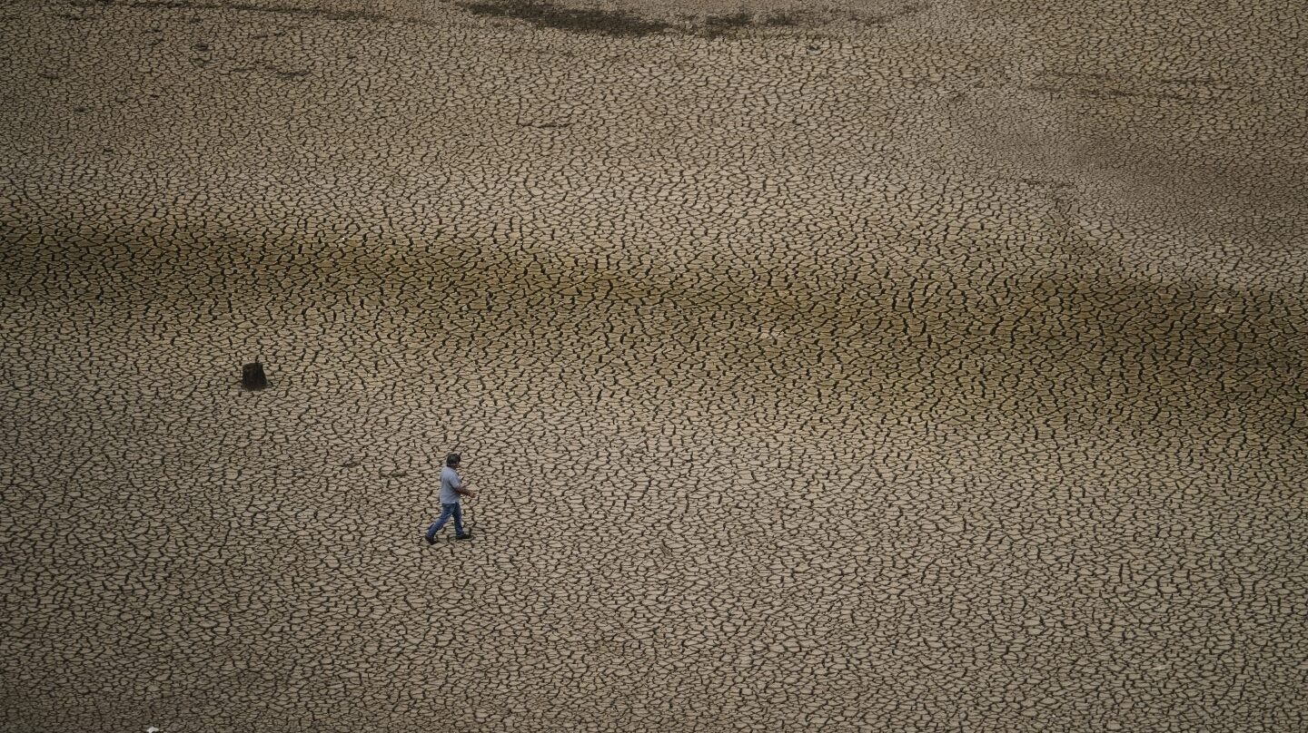 ¿Dónde está el agua de los embalses?