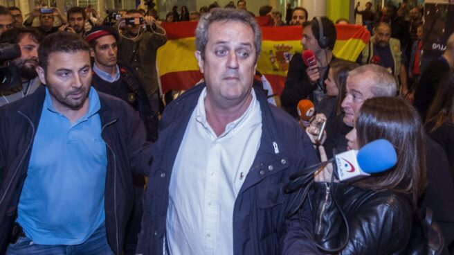 El exconseller de Interior, Joaquim Forn, a su llegada al aeropuerto de Barcelona.