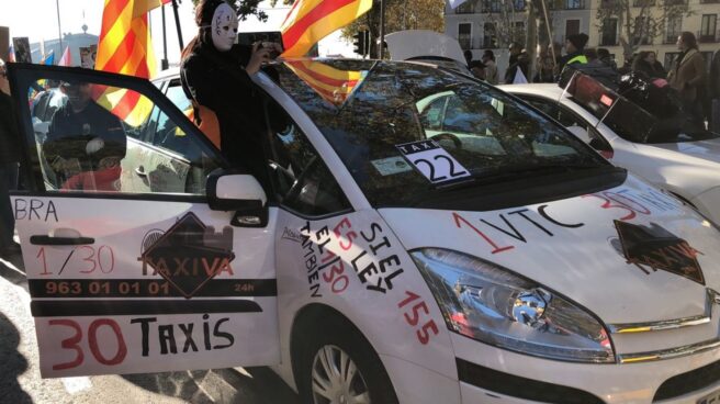 Huelga taxis 5 Protesta de los taxistas contra Uber y Cabify en el centro de Madrid.