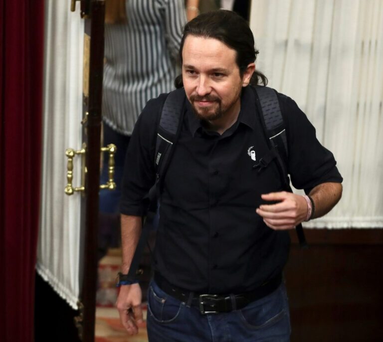 Pablo Iglesias sale de gira para vender su idea de España y distanciarse de Colau