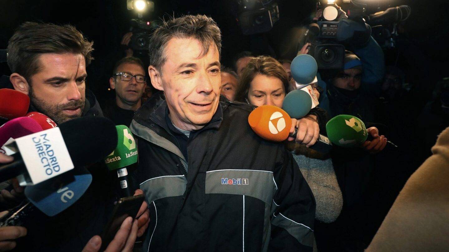 El ex presidente de la Comunidad de Madrid, Ignacio González, a su salida de la cárcel.