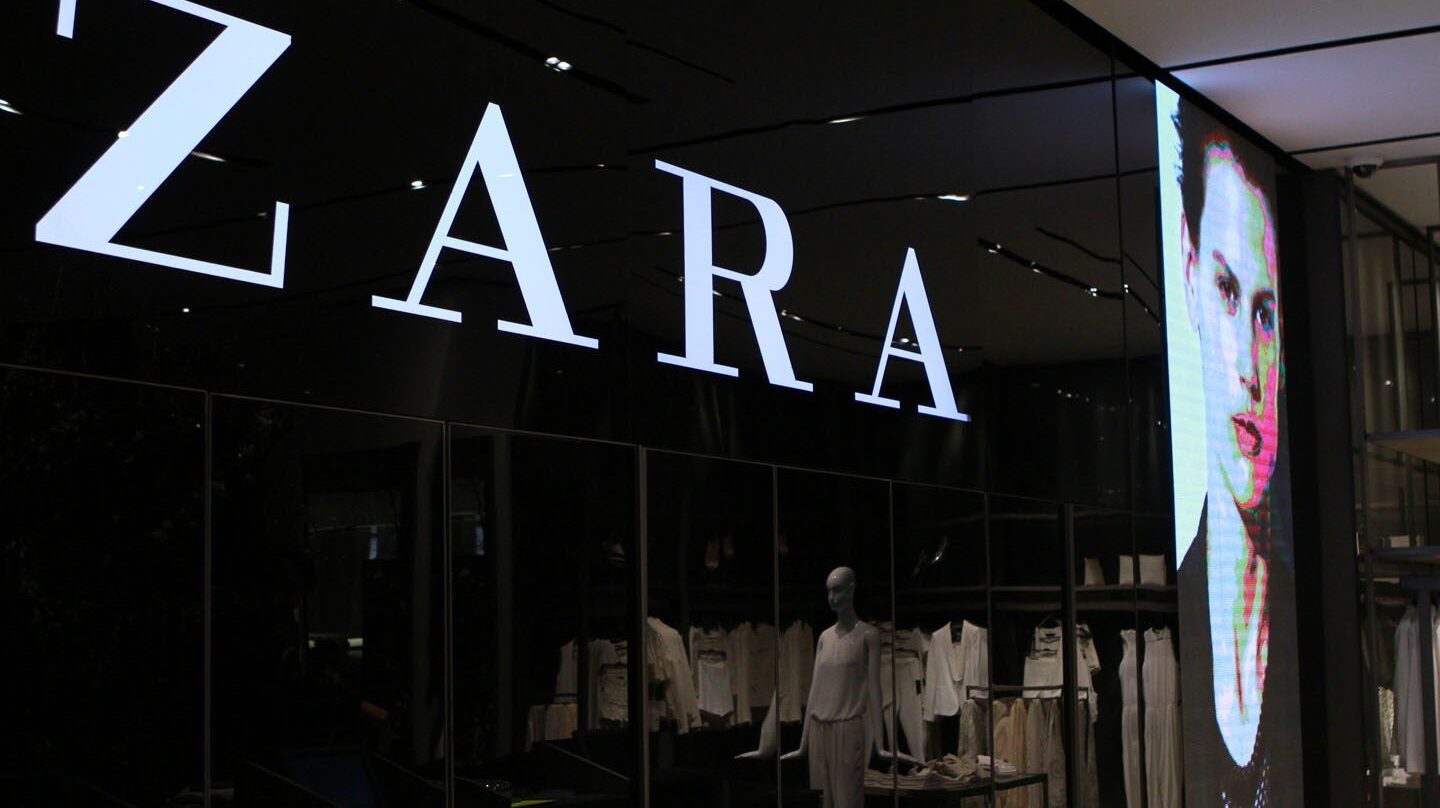 Inditex sufre en bolsa su peor registro en una década.