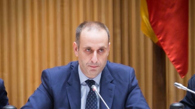 El presidente del FROB, Jaime Ponce, en la Comisión de Economía del Congreso. El presidente del FROB, Jaime Ponce, en la Comisión de Economía del Congreso.