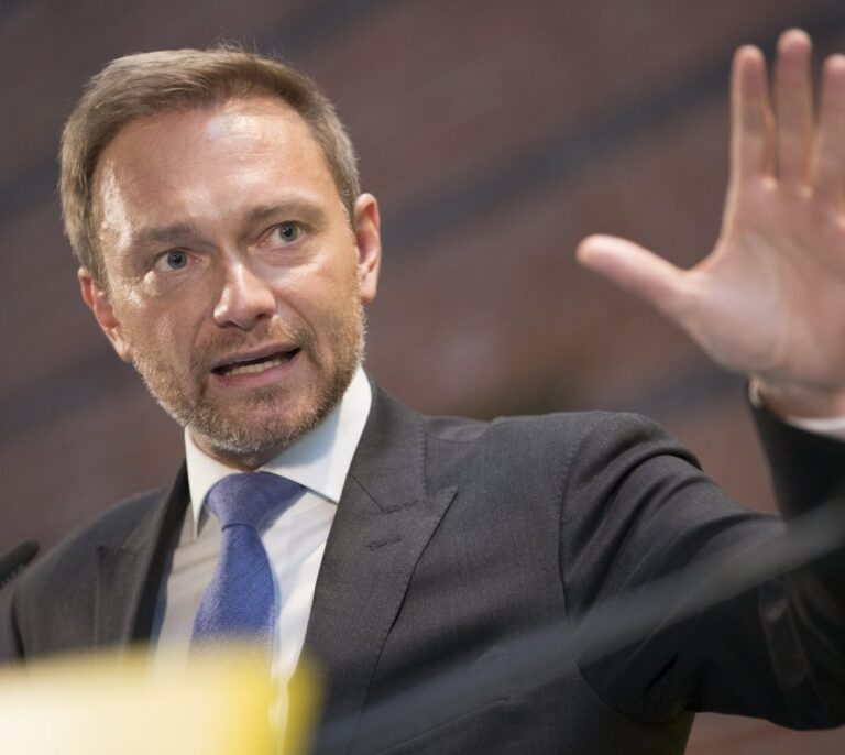 Christian Lindner, el populista que ha desafíado a la canciller Angela Merkel