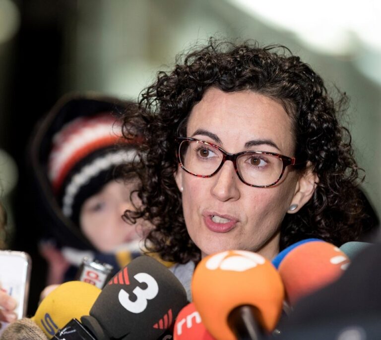 Ultimátum de Rovira: urge a JxCat a proponer un candidato distinto a Sánchez esta semana
