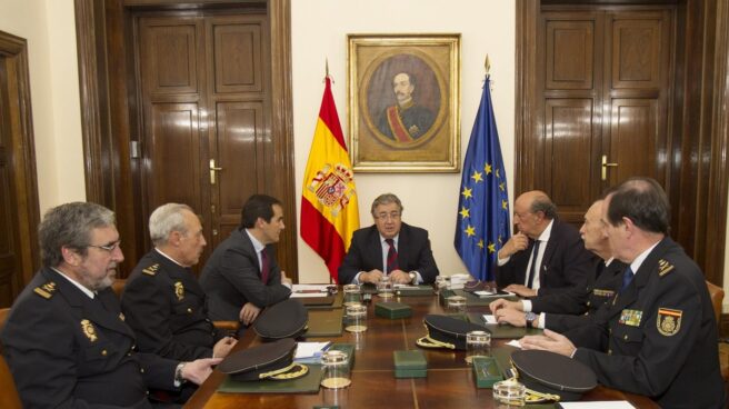 El ministro Juan Ignacio Zoido, presidiendo el pasado jueves la primera reunión con la nueva cúpula policial.