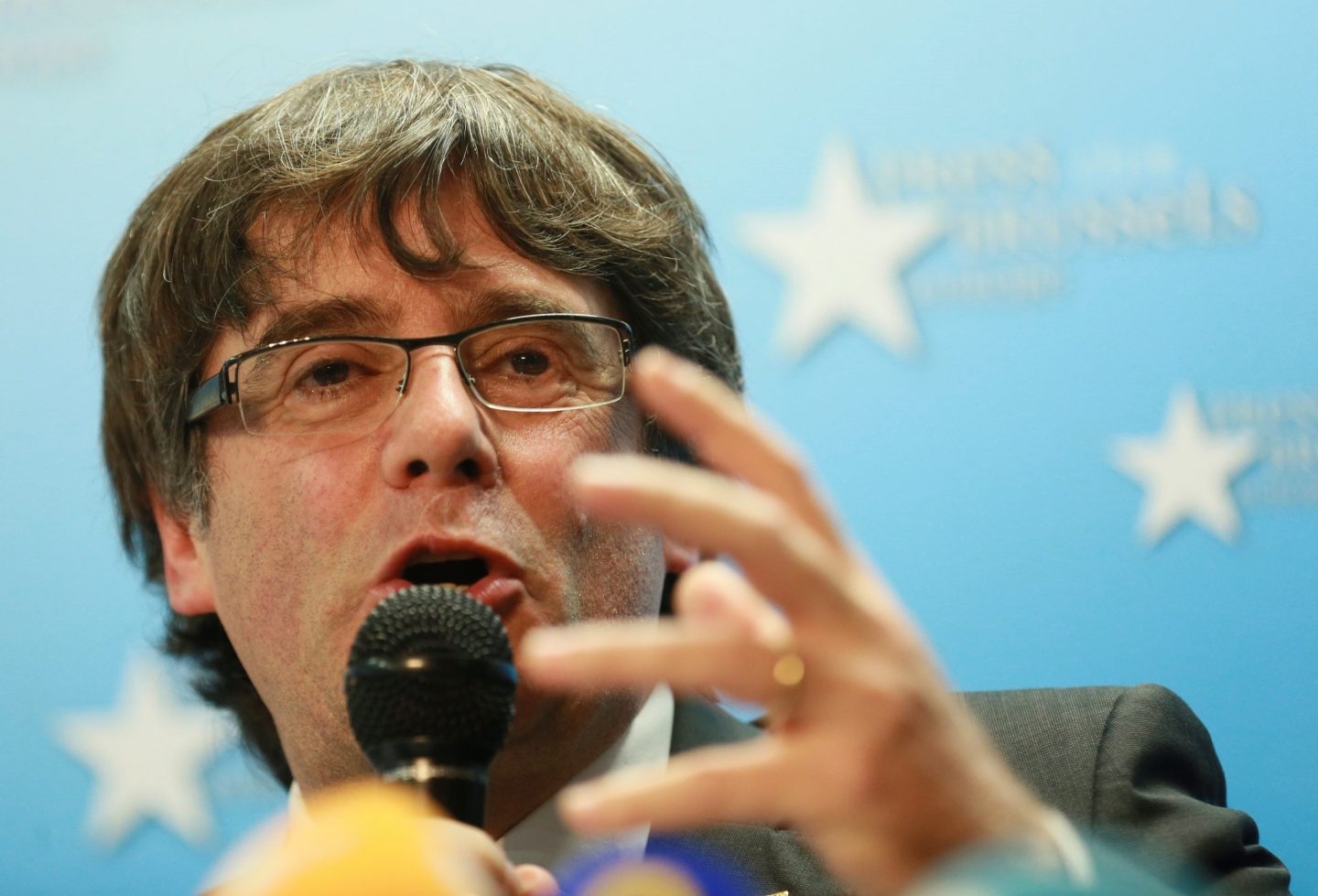 Puigdemont, en su primera rueda de prensa tras establecerse en Bélgica.