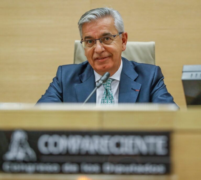 El jefe de la UCO evita hablar en el Congreso de la financiación del PP