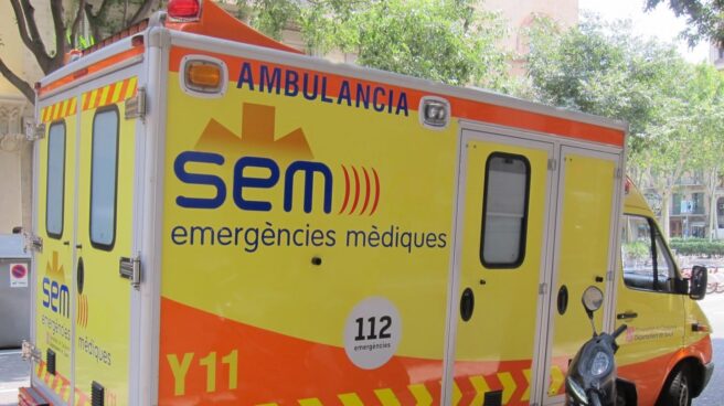 ambulancia_sem_viladecans Ambulancia del Servicio de Emergencias Médicas (SEM) de la Generalitat.