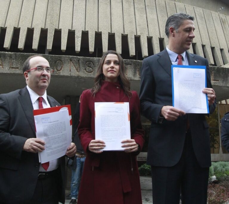 Iceta explorará un pacto con Cs y los 'comunes' tras el 21-D pese a la ruptura en Barcelona