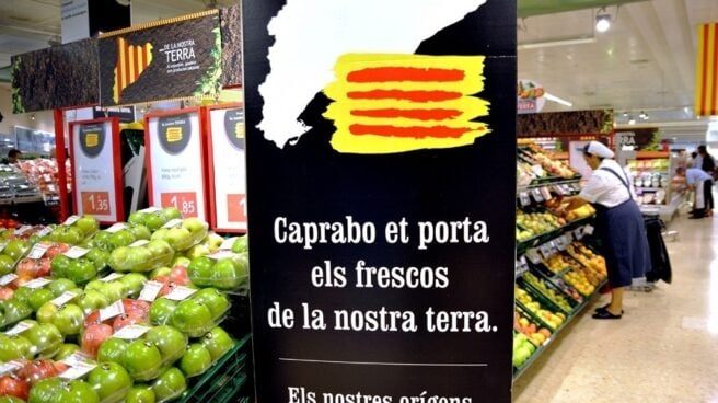 Uno de cada cuatro españoles dice que ha dejado de comprar productos catalanes