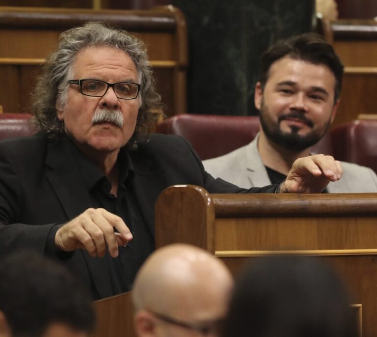ERC propone prohibir los títulos nobiliarios consentidos por el Estado de Derecho y el TC