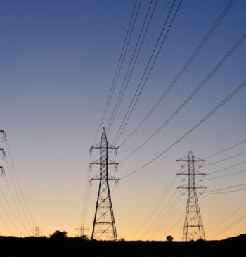 El coste de la lenta electrificación de Europa: riesgo de suministro y [...]