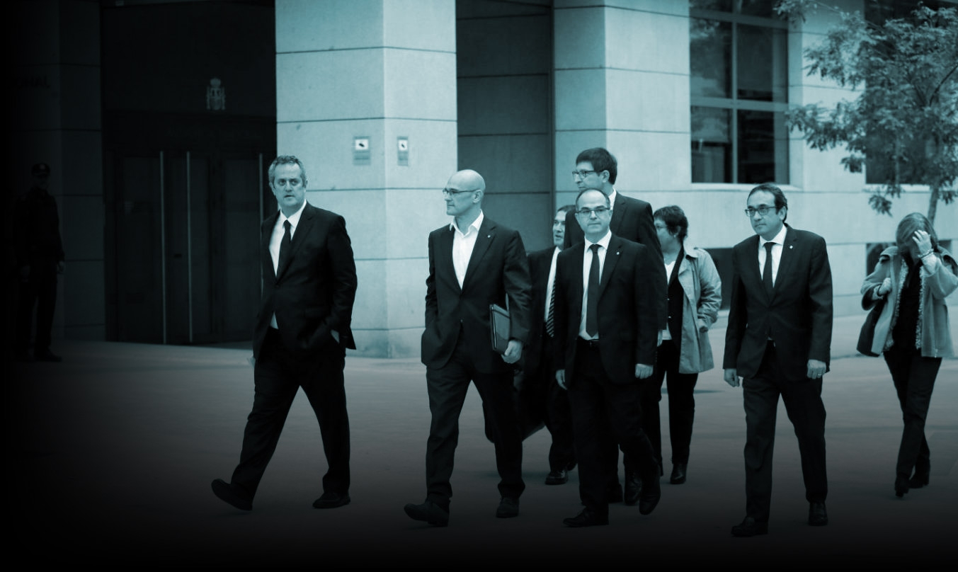 Los ex consejeros Forn, Romeva, Mundó, Turull y Rull a su llegada a la Audiencia Nacional para declarar ante la magistrada Carmen Lamela.