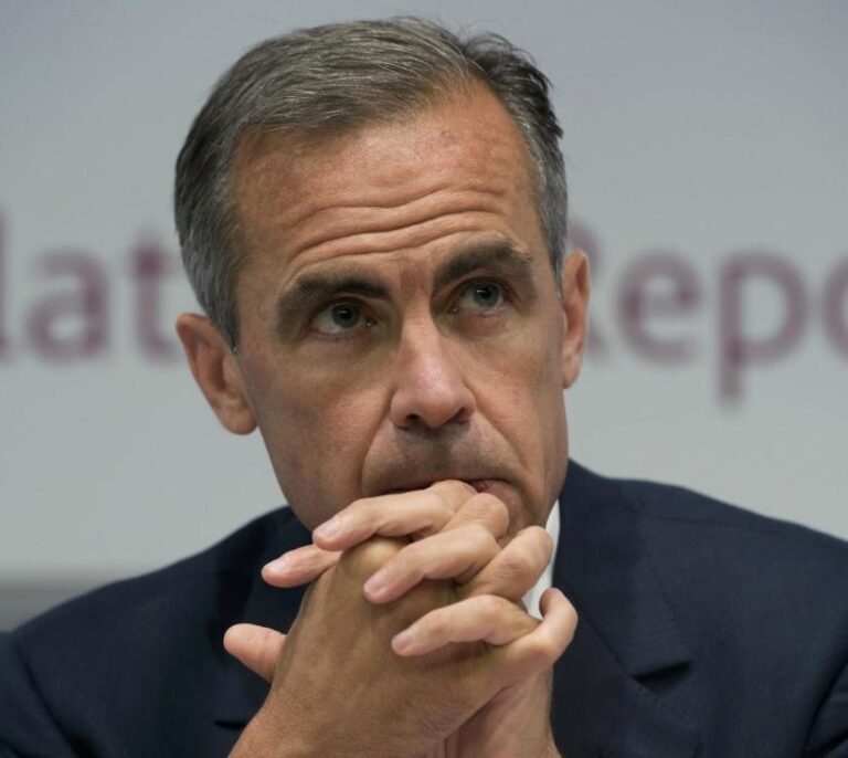 El Banco de Inglaterra combate los efectos del Brexit con la primera subida de tipos en una década