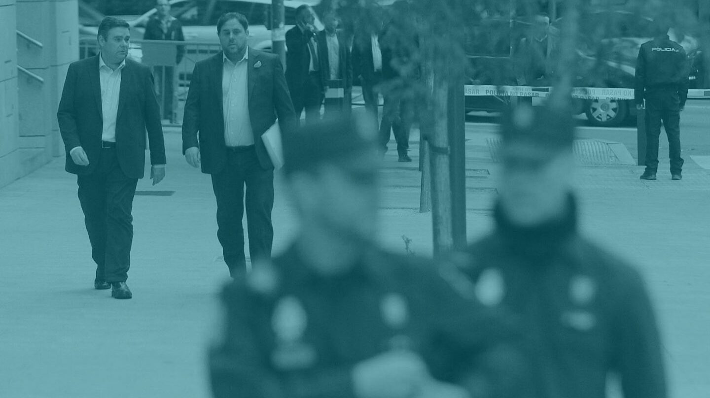 Oriol Junqueras, junto a su abogado.