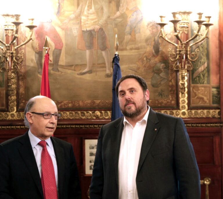Cataluña, la región en la que más IRPF pagan las rentas bajas: 200 euros más que en Madrid