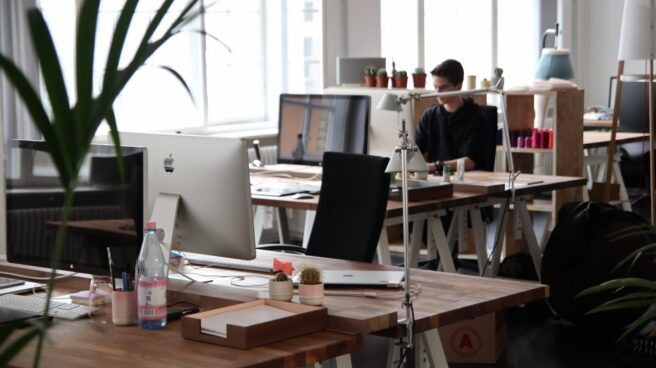 Interior de una oficina de empresa.