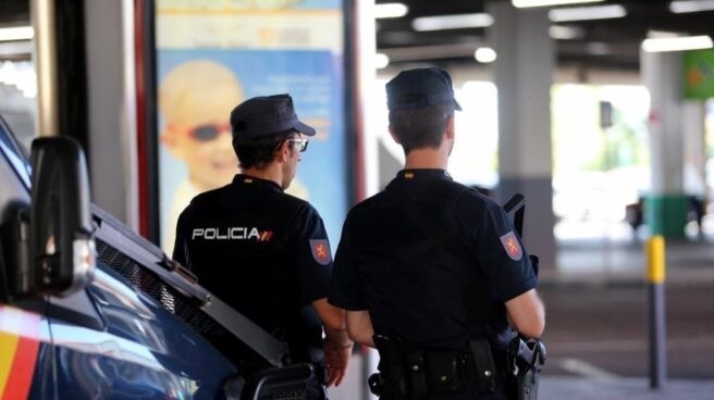 Muere un hombre de 31 años tras precipitarse desde un octavo piso en Asturias