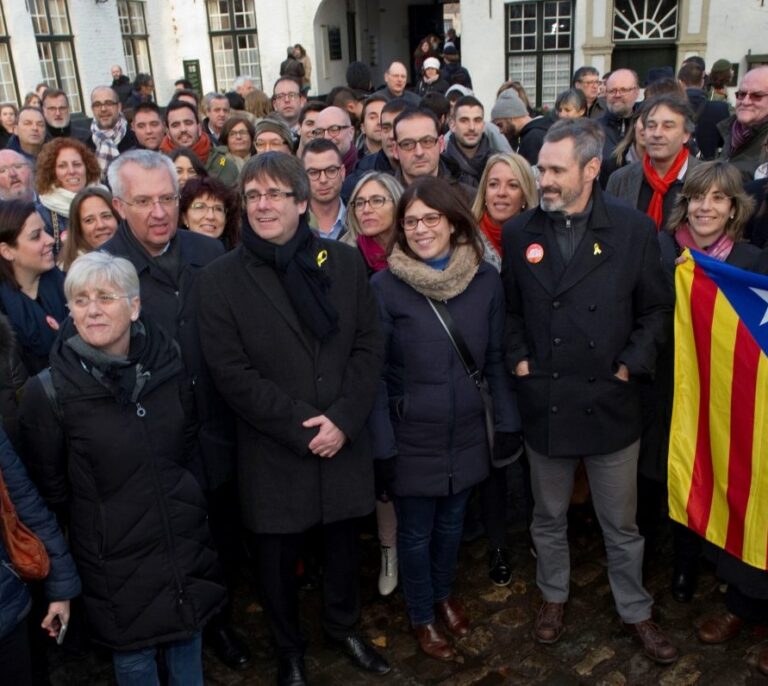 Puigdemont: "El Gobierno estaba dispuesto a todo para evitar la independencia"