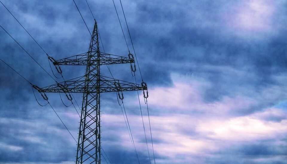 Torre de electricidad del tendido eléctrico español