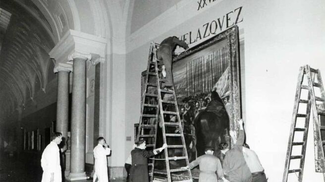 Fotografías radiográficas de cuadros de Velázquez realizadas por el National Museum de Suecia: sesiones de trabajo y traslado de cuadros de la sala de Velázquez y día de la inauguración de la ''Instalación de las radiografías de Velázquez'