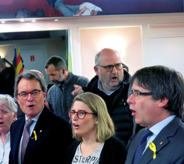 El independentismo, pendiente de la decisión de Puigdemont
