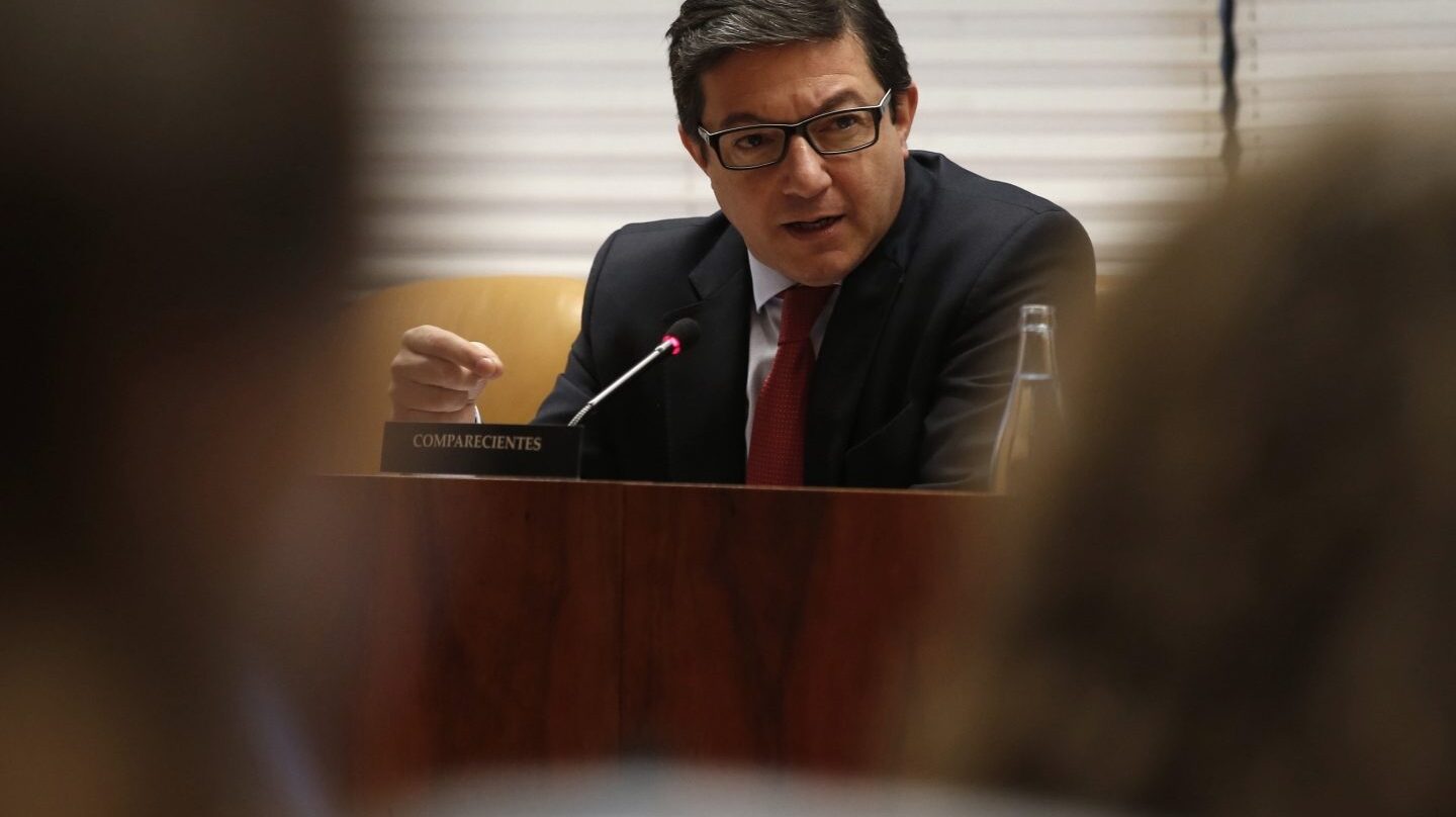 El ex presidente del Canal de Isabel II, Pedro Calvo, en la Asamblea de Madrid.