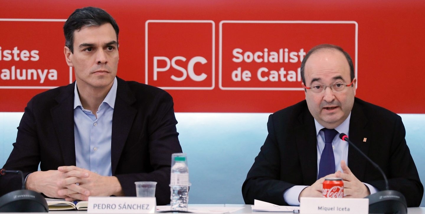 Pedro Sánchez y Miquel Iceta durante una reunión de la Ejecutiva del PSC.