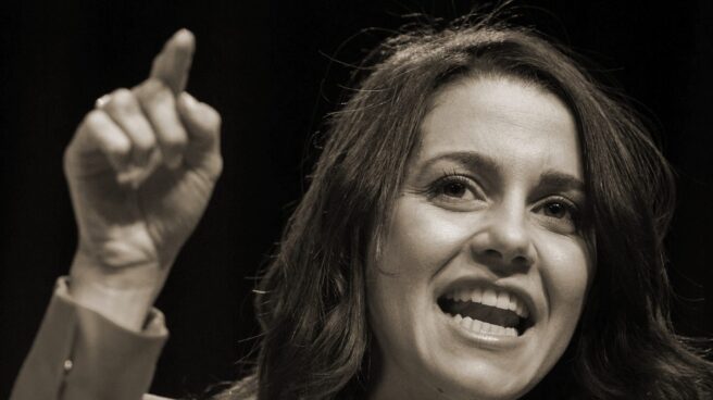 La líder de Ciudadanos, Inés Arrimadas, en un mítin de campaña.